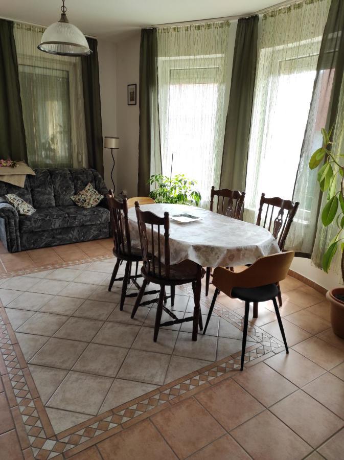 Dorina Apartman ザラカロシュ エクステリア 写真