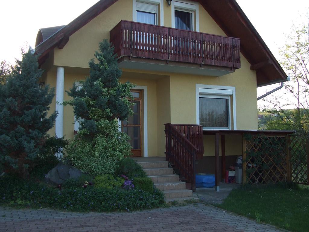 Dorina Apartman ザラカロシュ エクステリア 写真